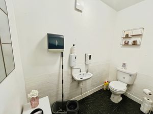 WC- click for photo gallery